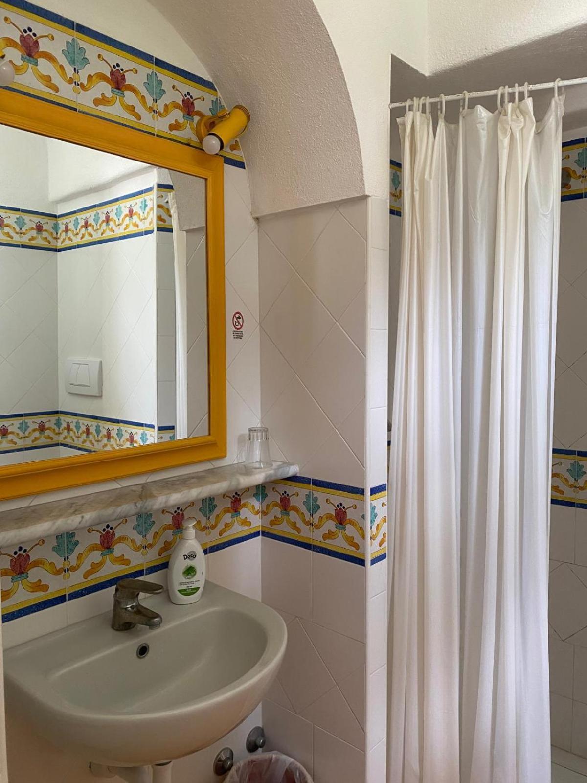 Il Vitigno Di Dioniso Hotel Forio  Bagian luar foto