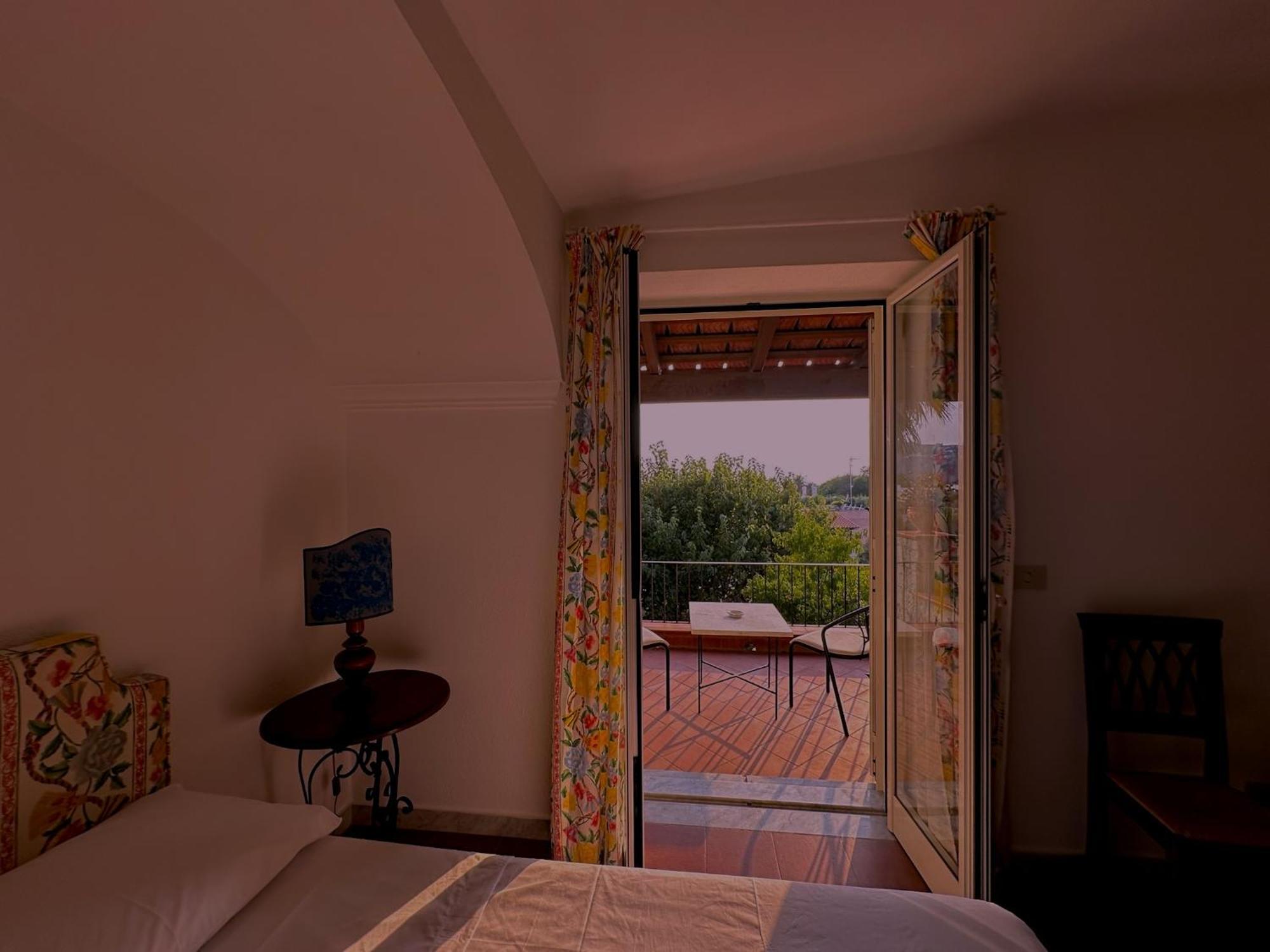 Il Vitigno Di Dioniso Hotel Forio  Bagian luar foto